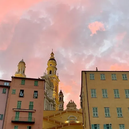 - Old Town - Near The And Shops Menton