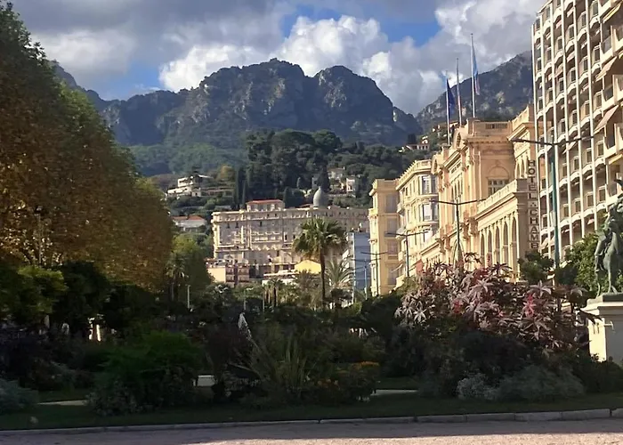 - Old Town - Near The And Shops 公寓